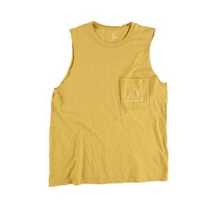 B Womens Triangle B Basic T-Shirt, NWT